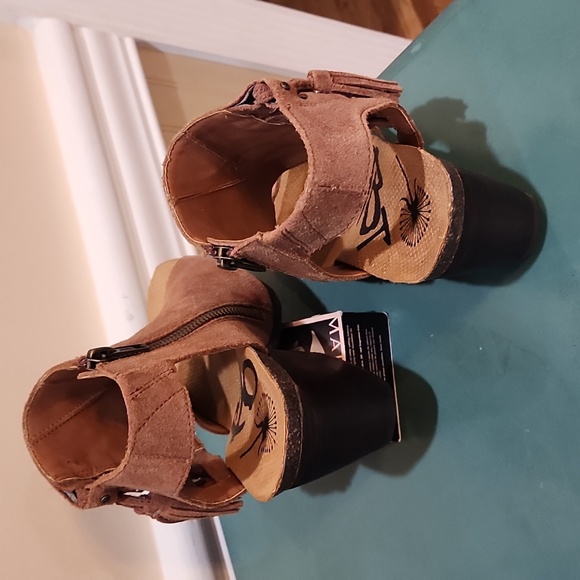 OTBT Flower Clild wedge sandals women's size 7 - Picture 3 of 9